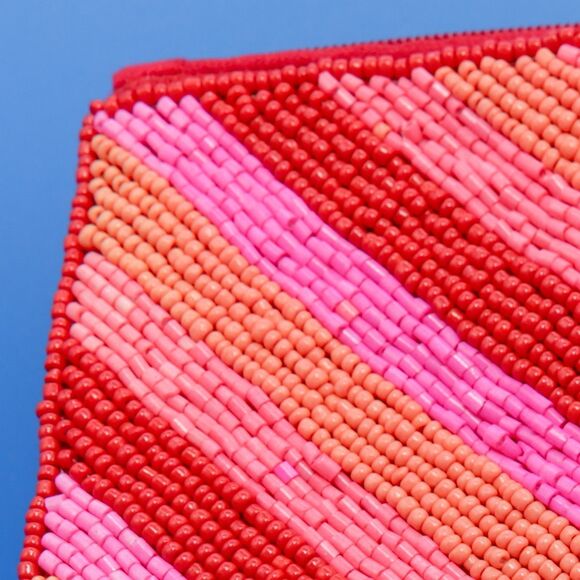 Kay Lee Beaded Red Pink Chevron Seed Bead Canvas Zip Clutch /Makeup Bag 6" x 5" - Picture 2 of 4